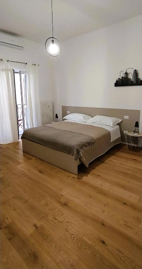 Apartamento Via Genova 31 Bari Exterior foto